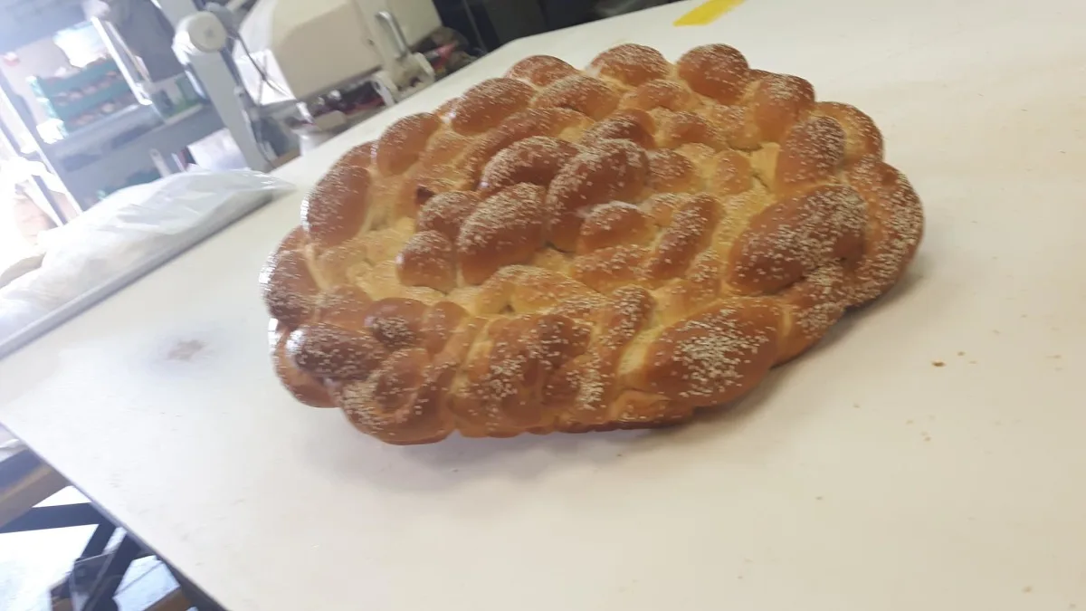 Sesame Seed Challah (Egyptian Holiday Bread)