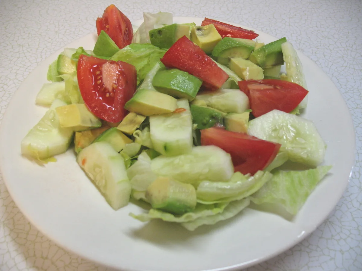 Simple Garden Salad