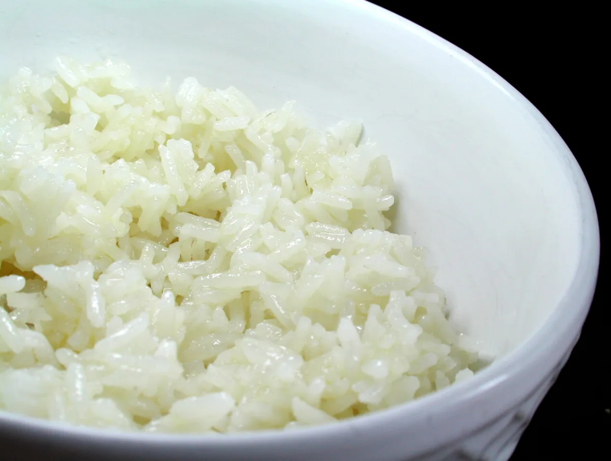 Simple Microwave Cooked Rice.