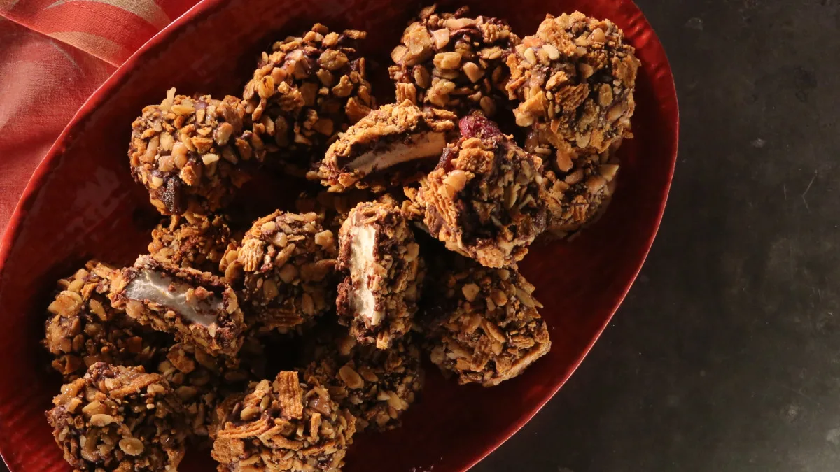 Smores Granola Bites