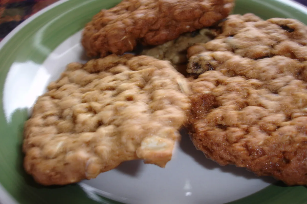 Sorghum Molasses Oatmeal Cookies