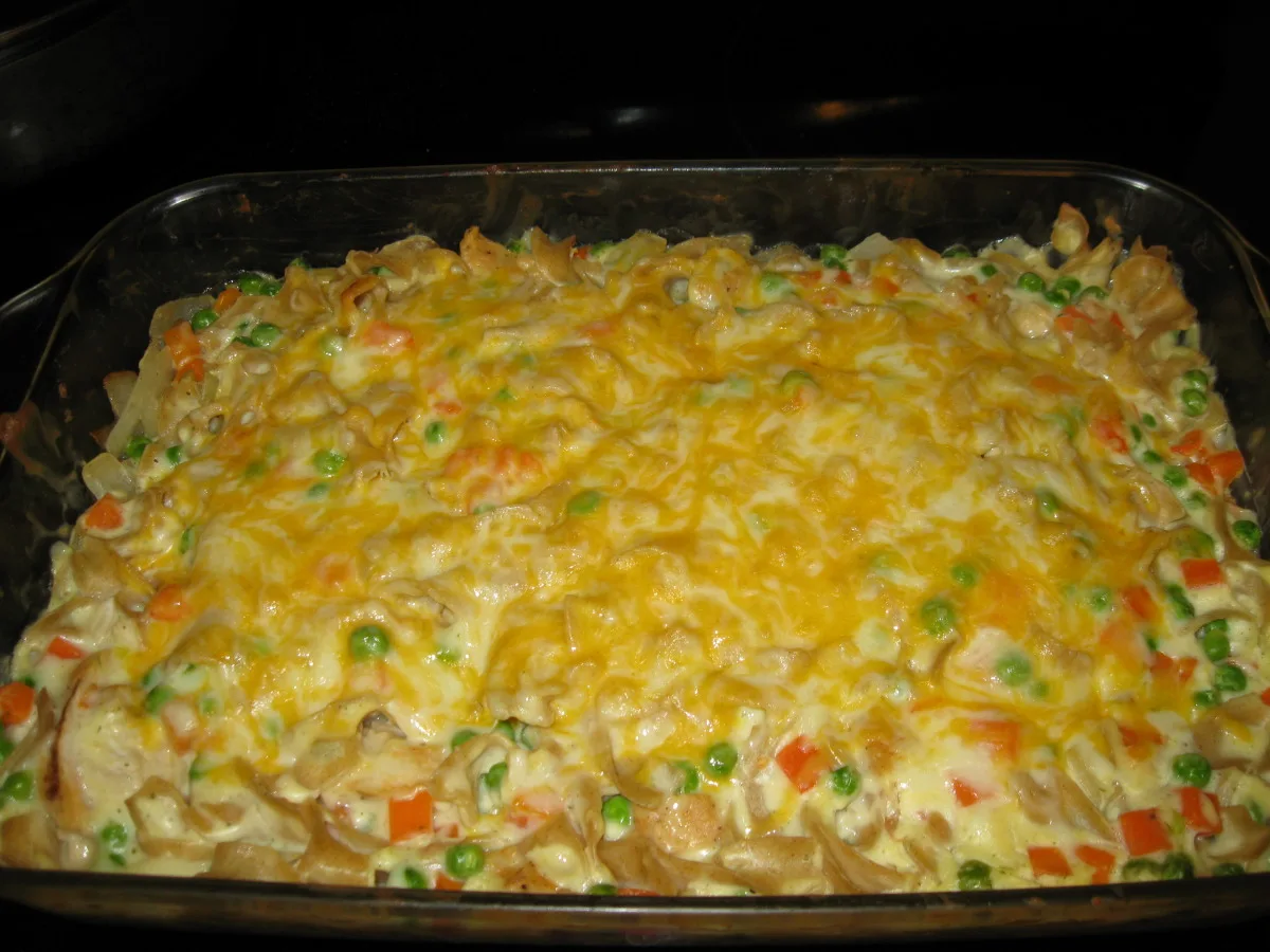 Sour Cream Chicken Noodle Casserole