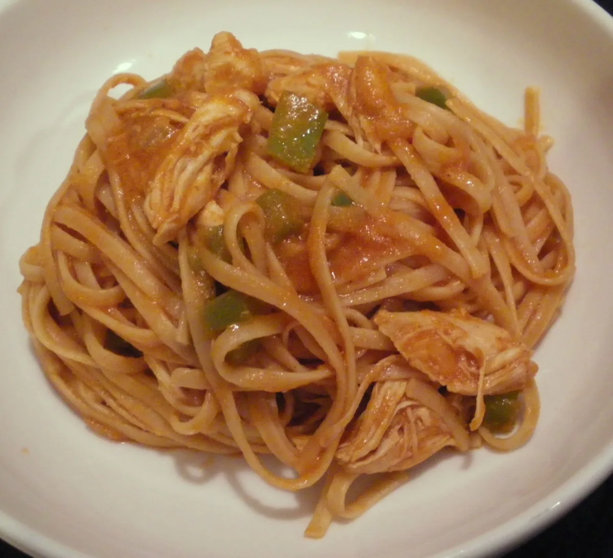Spaghetti Con Pollo (Central American Chicken and Spaghetti)