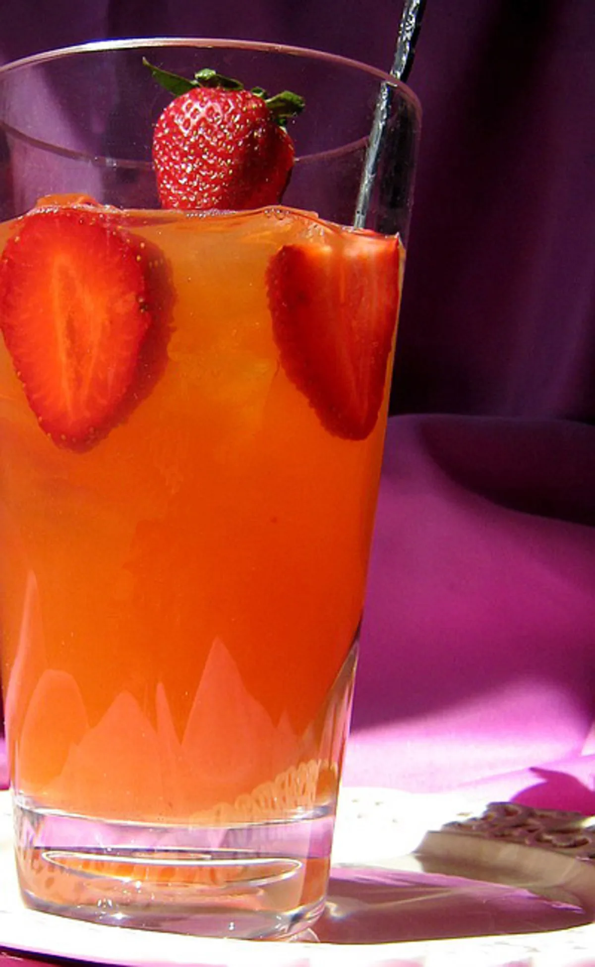 Spiced Strawberry Lemonade Tea