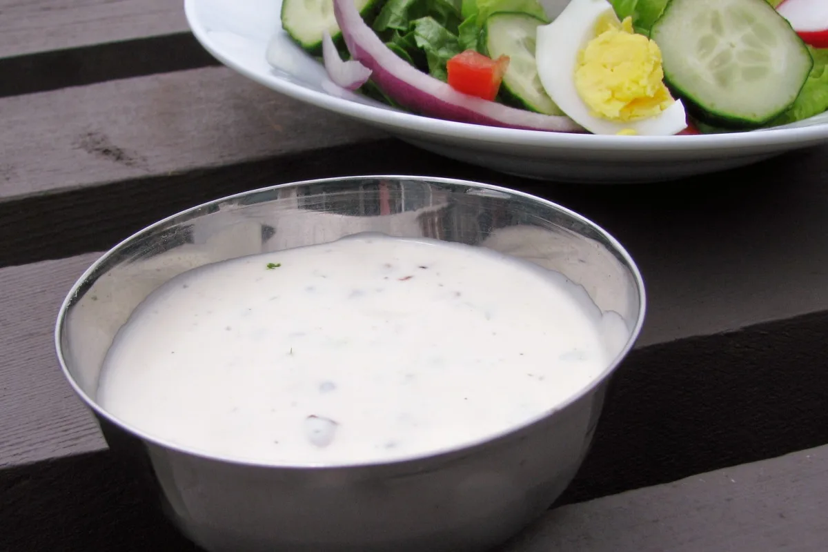 Spicy Tex-Mex Salad Dressing