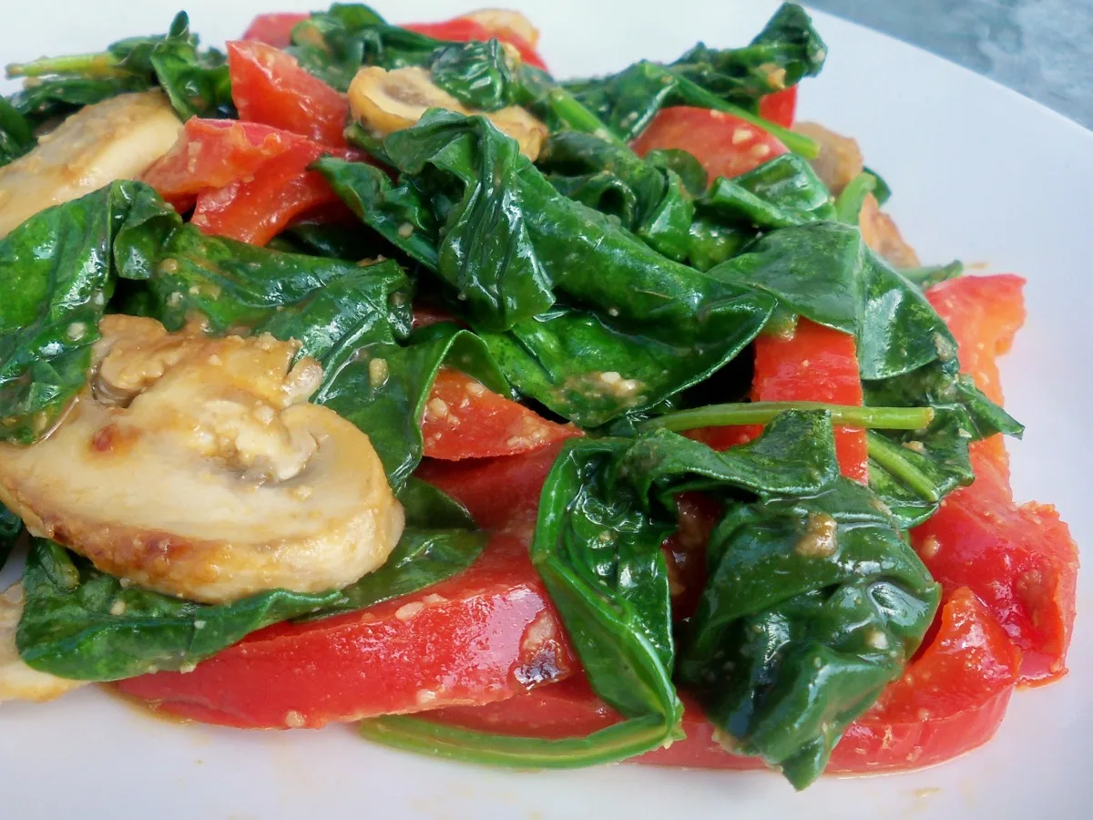 Spinach and Mushroom Stir Fry