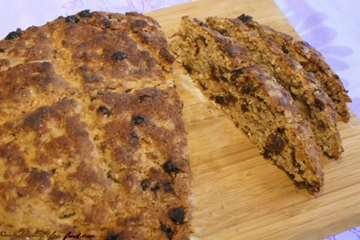 St Patrick's Day Fruit and Spice Bread