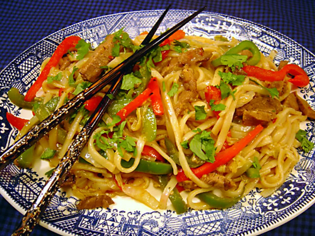 stir fried noodles with curried lamb