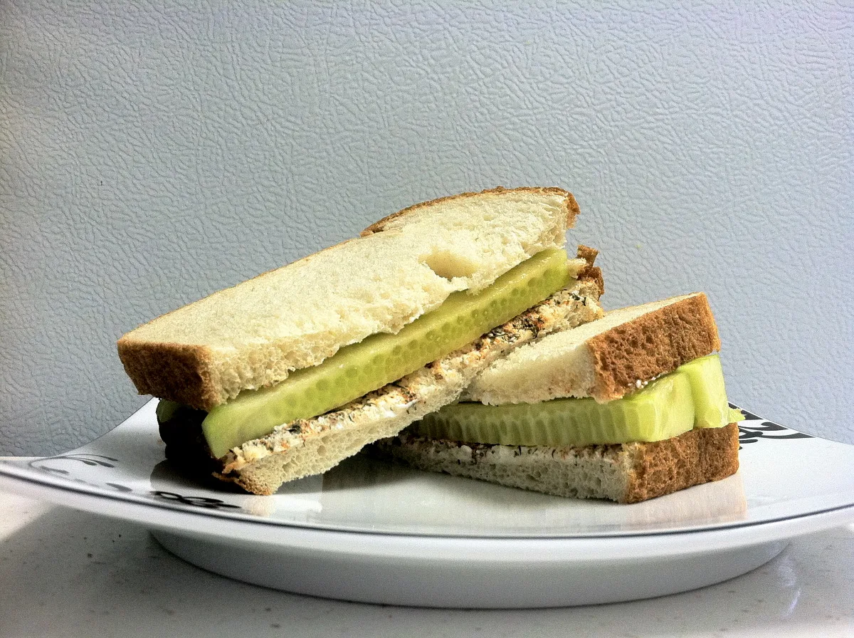 Super Quick and Easy Cucumber Sandwich