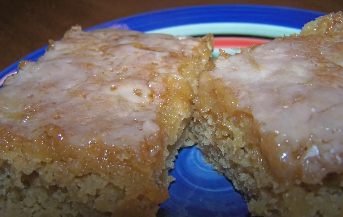 Super Simple Pineapple Cake