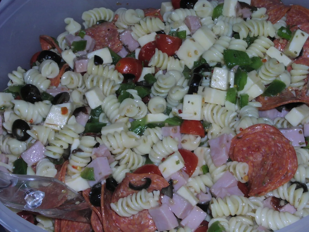 Supreme Pizza Pasta Salad