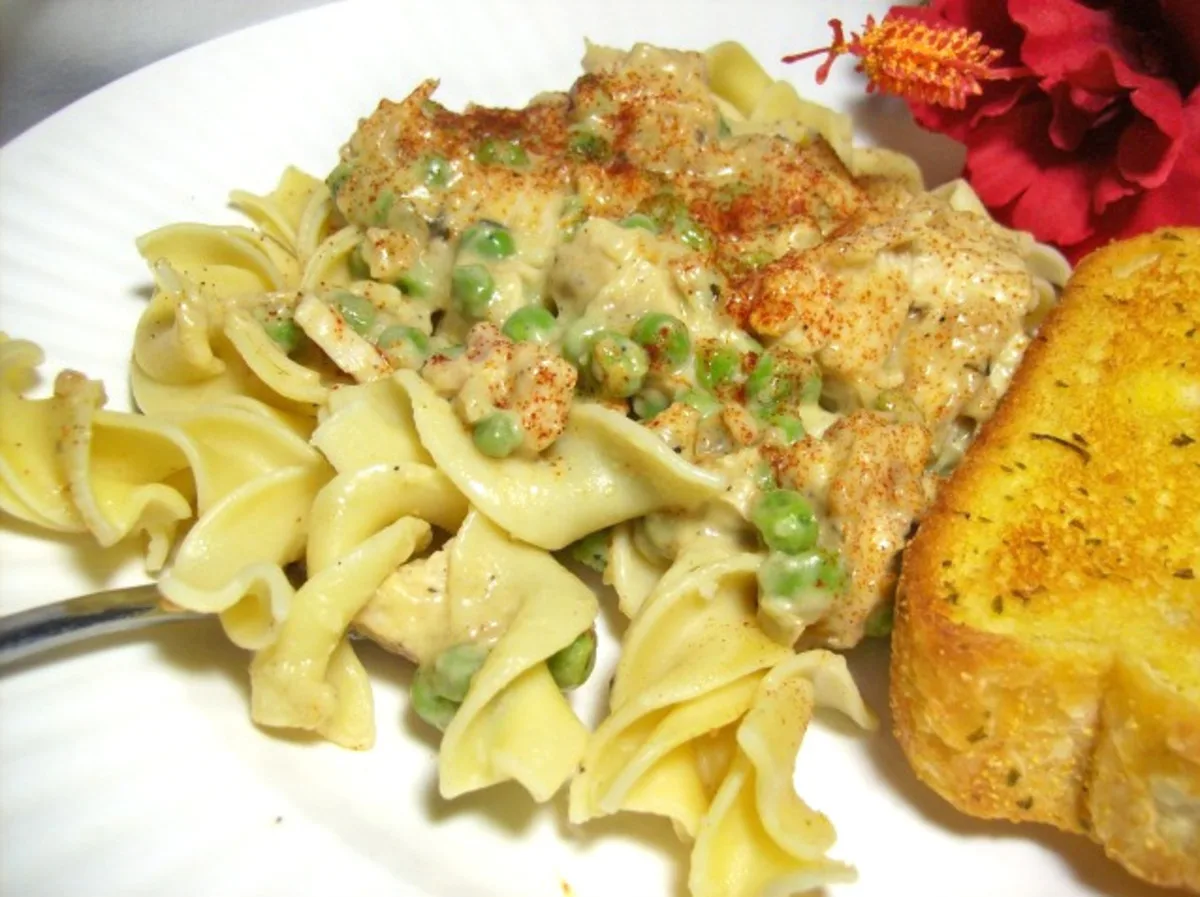 Tasty Chicken and Egg Noodles