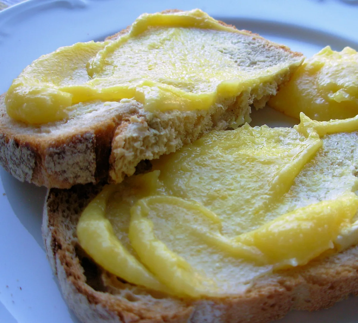 The National Trust Heritage Lemon Curd: Crock Pot or Traditional