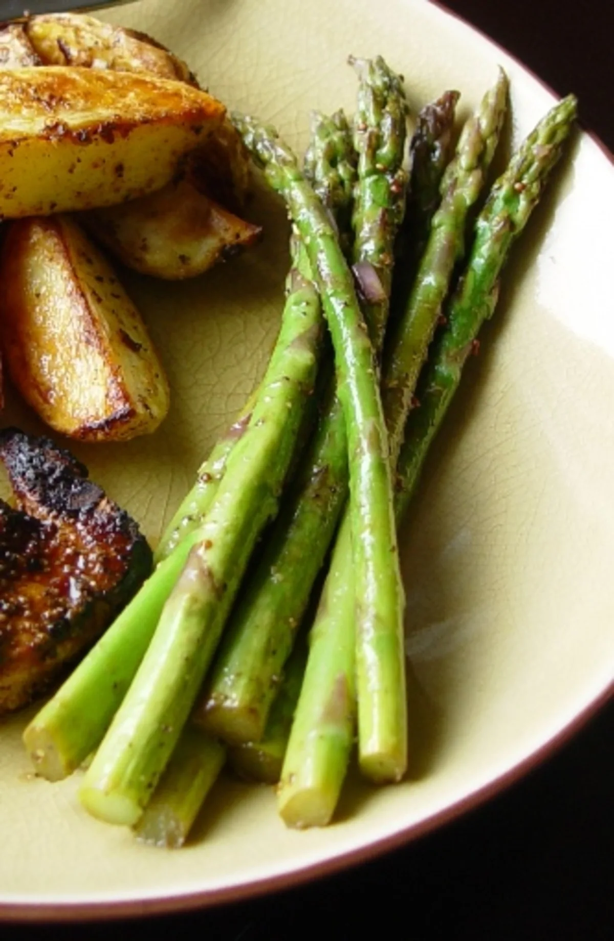 Thyme Marinated Grilled Asparagus