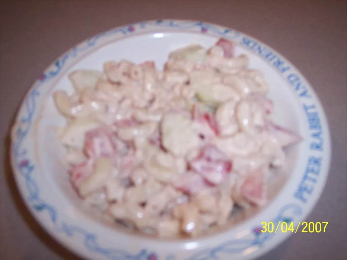 Tomato Cucumber Macaroni Salad