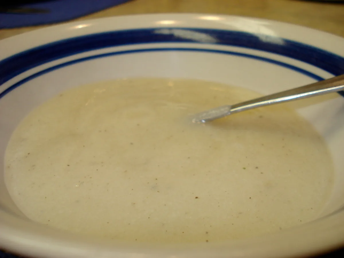 Unbelievable Fat-Free Cauliflower Soup