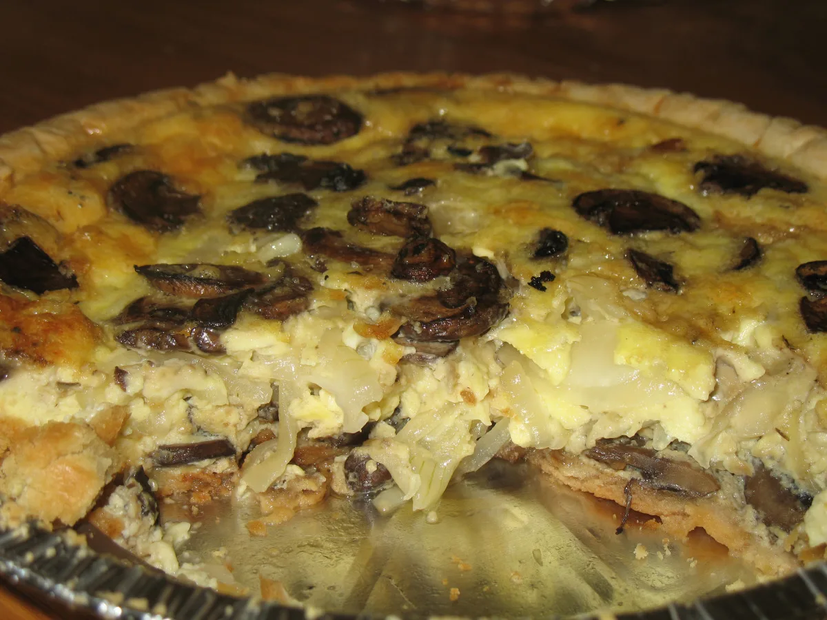 Vidalia Onion and Mushroom Pie