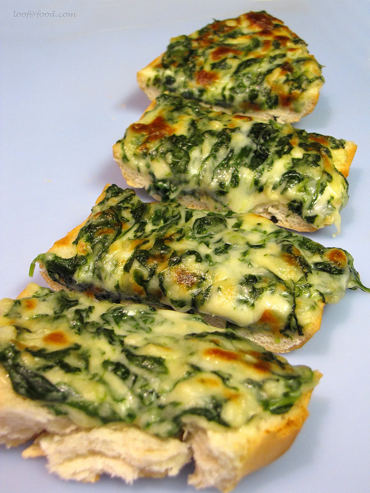 Weazelchef's Creamy Spinach Garlic Bread