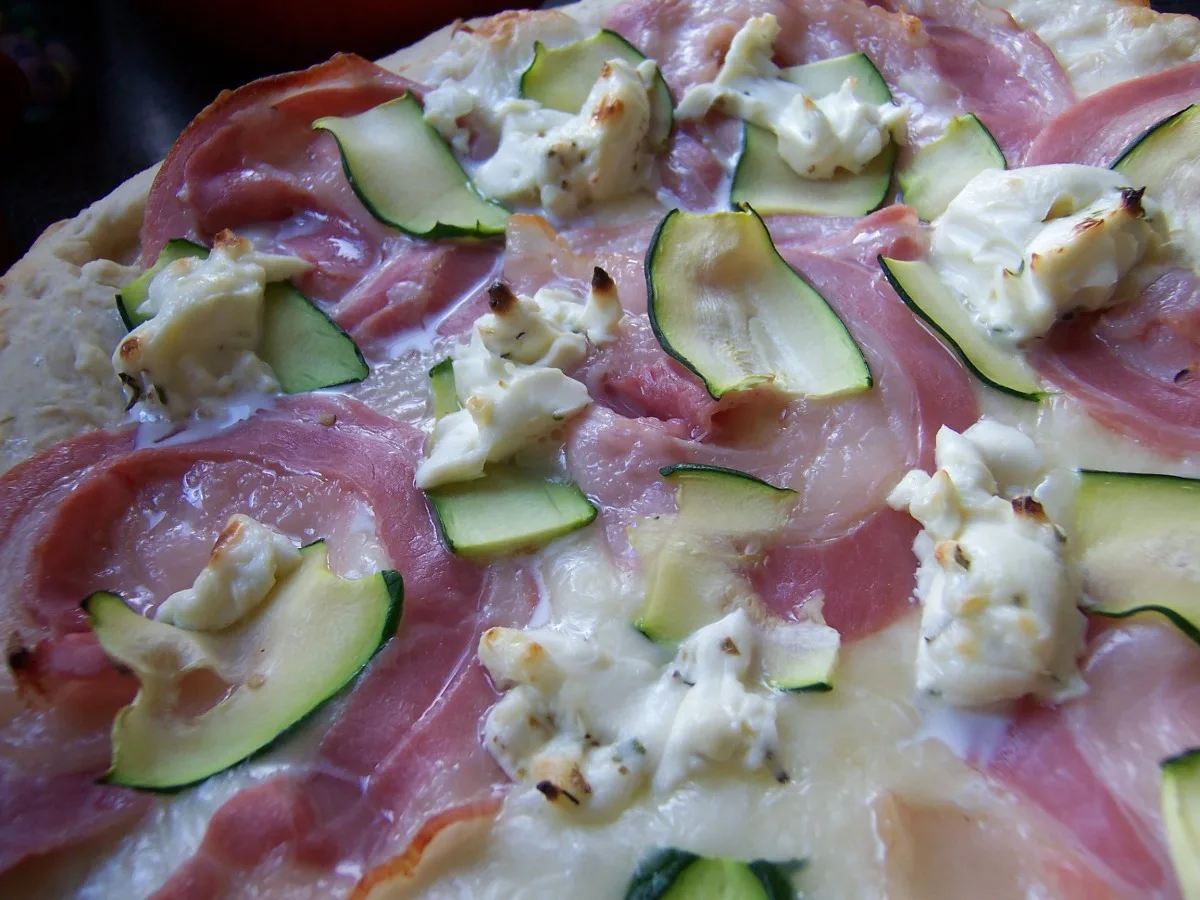 Zucchini Pancetta Pizza