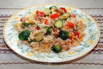Брюссельська капуста з рисом