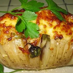 Картопля, запечена у фользі