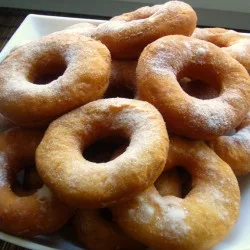 Кулінарний рецепт пончиків з коньяком