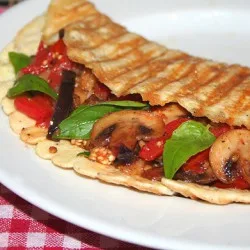 Омлет з грибами і овочами