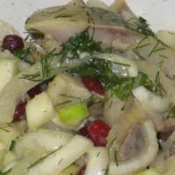 Оселедець з яблуками
