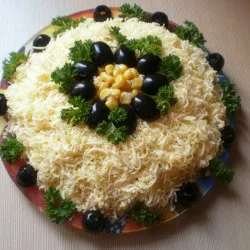 Салат з куркою та шампіньйонами «Банкет»