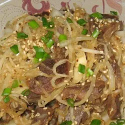 Салат з курячих шлунків