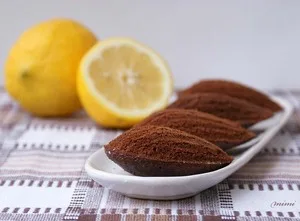 Шоколадні мадлени