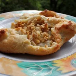 Відкриті пиріжки з яблуками
