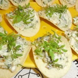 Закуска «Морський коктейль на чіпсах»