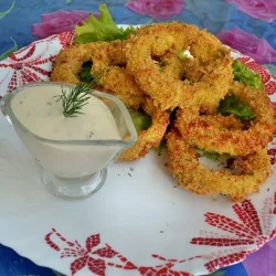 Закуска цибулеві кільця в паніровці з чіпсів