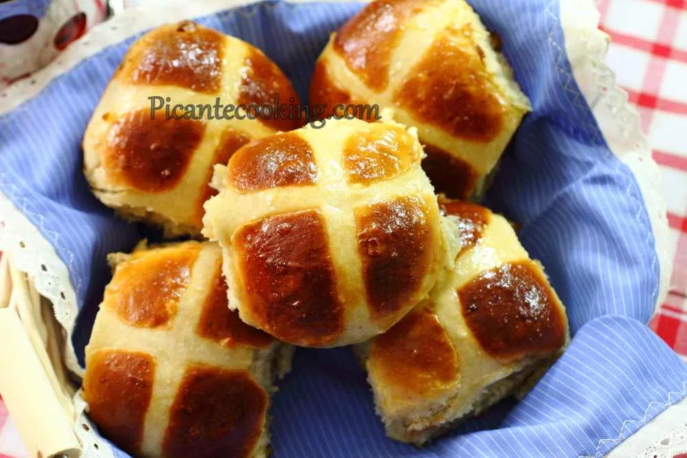 Англійські "хрестові" булочки (Hot Cross Buns)