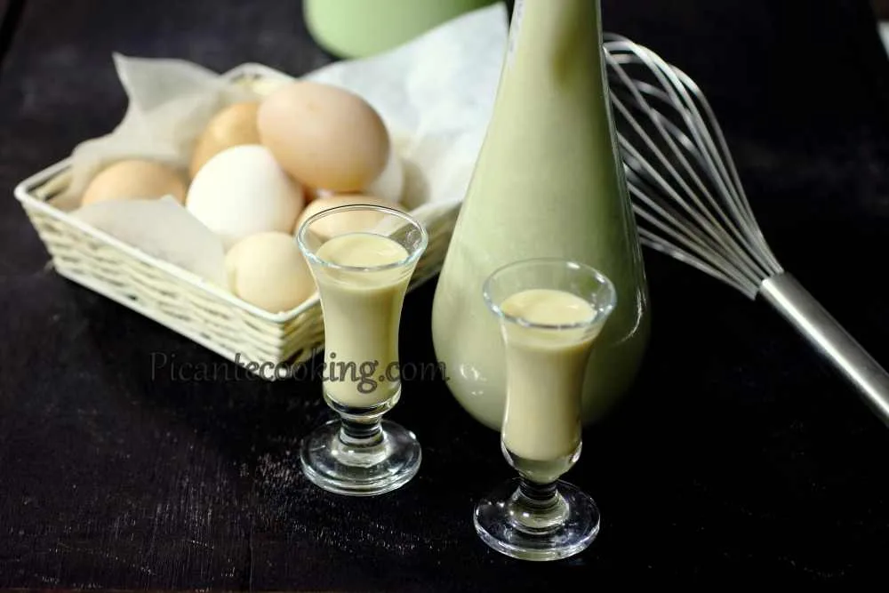 Домашній яєчний лікер (Advocaat)