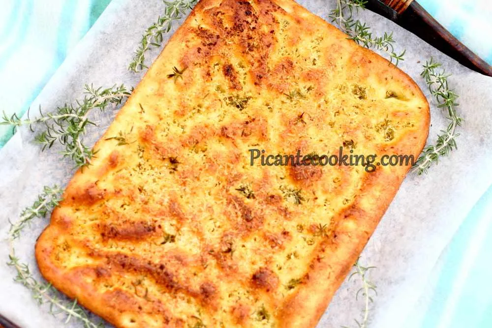 Фокачча з часником і розмарином (Focaccia con aglio e rosmarino)