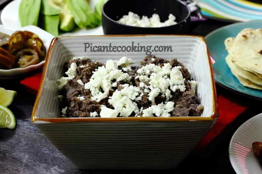 Квасоля по-мексиканськи (Frijoles Refritos)