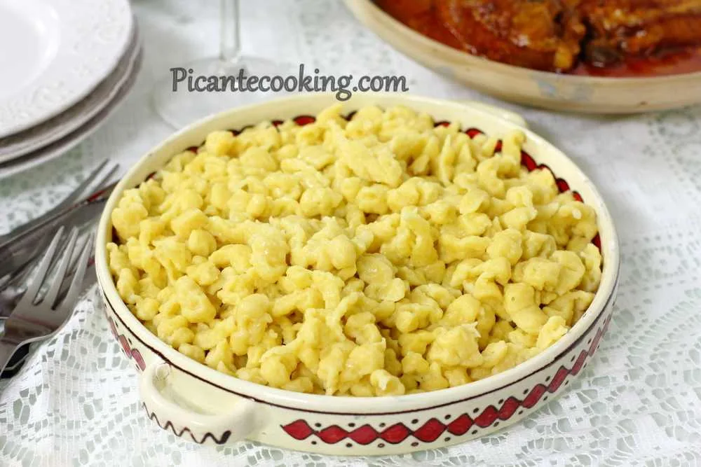 Нокедлі або шпецле (Nokedli/Spätzle)