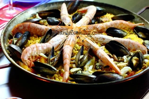 Паелья з морепродуктів (Paella de mariscos)