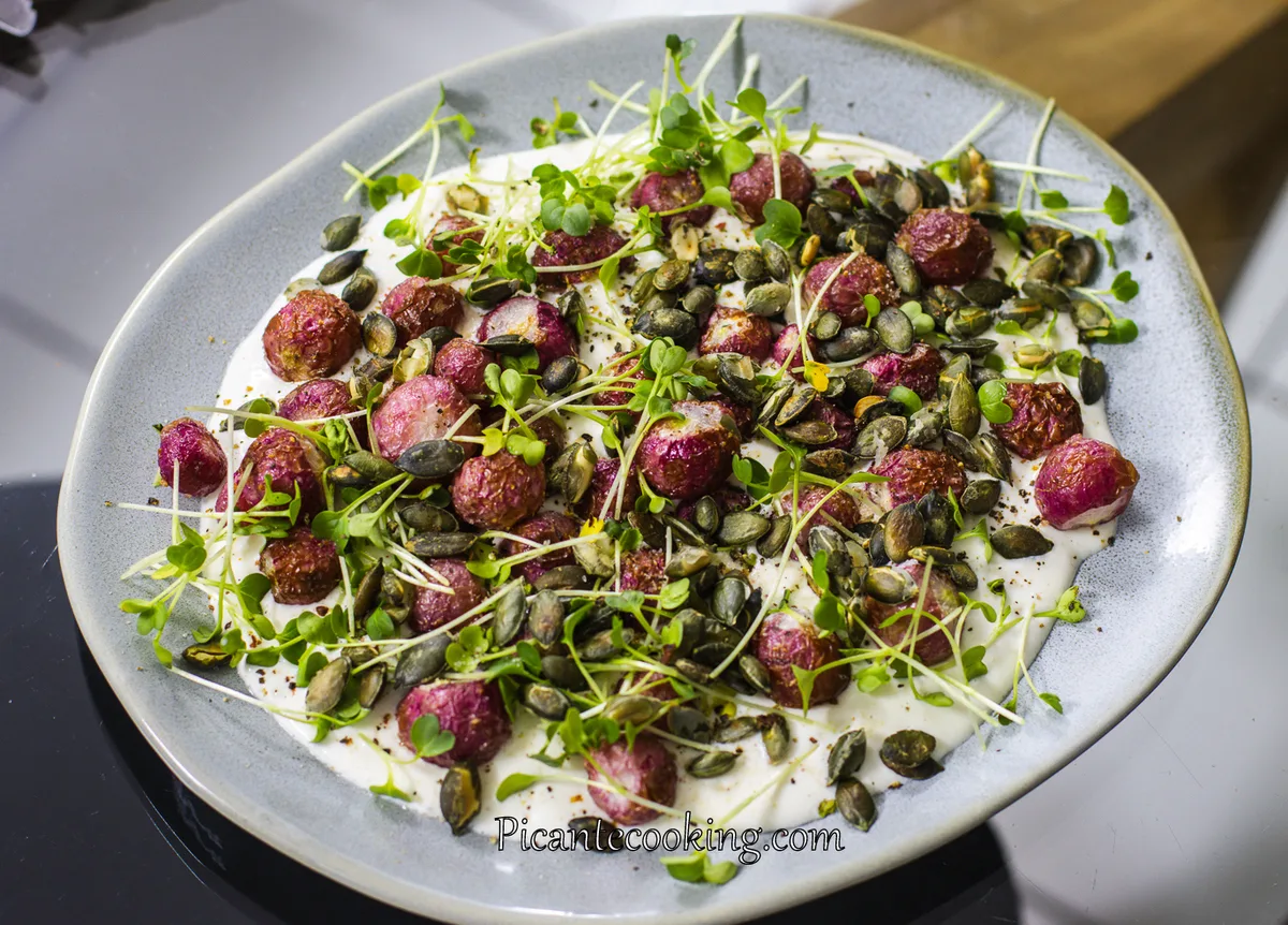 Печена редиска на соусі з Фети