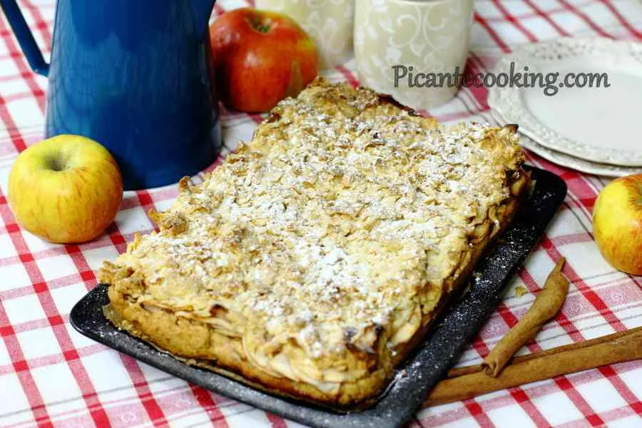 Польська шарлотка (Szarlotka)