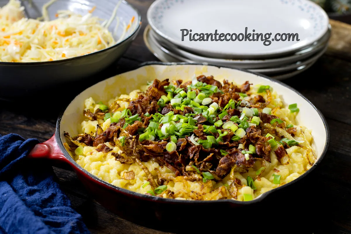 Шпецле з сиром та беконом (Käsespätzle)