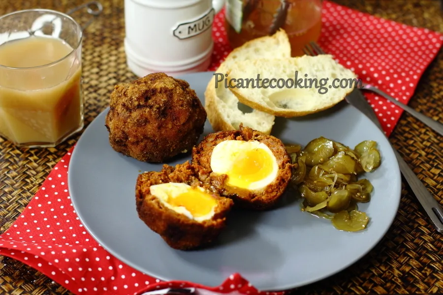 Яйця по-шотландськи з чорізо (Chorizo Scotch Eggs)