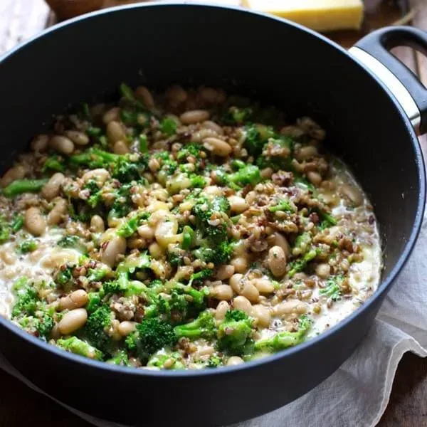 30-minute healthy broccoli cheese rice