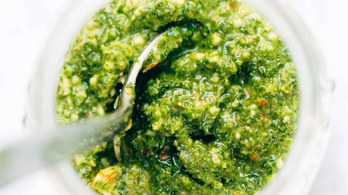 5-Minute Vegan Kale Pesto