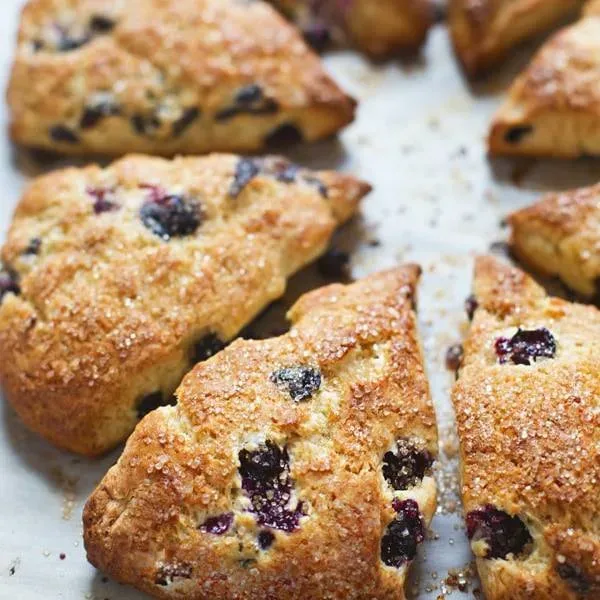 Bakery-Style Blueberry Scones