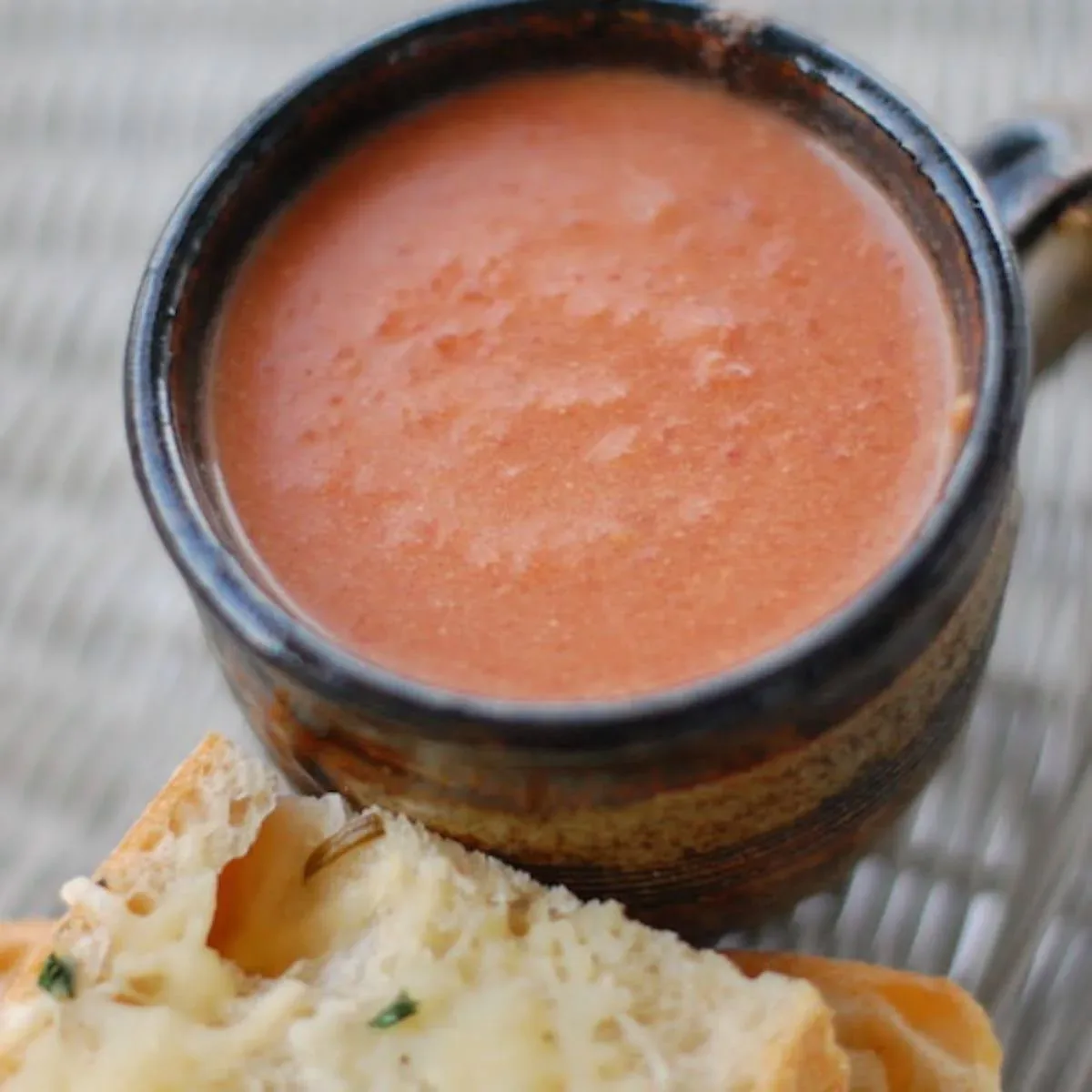 Creamy Tomato-Balsamic Soup