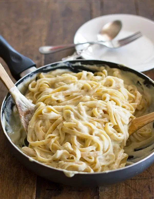 Healthy Fettuccine Alfredo