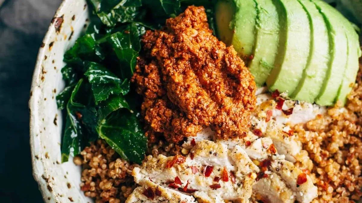 Marinated Kale and Chicken Bowls with Sun Dried Tomato Sauce